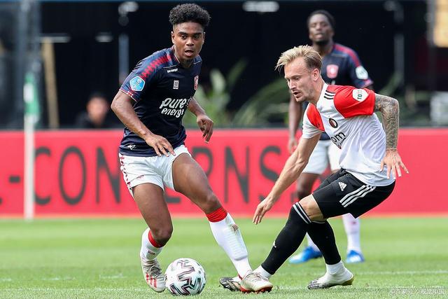 用实际行动 用实际行动